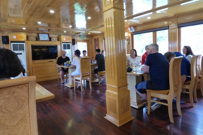 Halong Bay Relaxing Trip - 2 Days 1 Night on Cruise - Onboard Cuisine