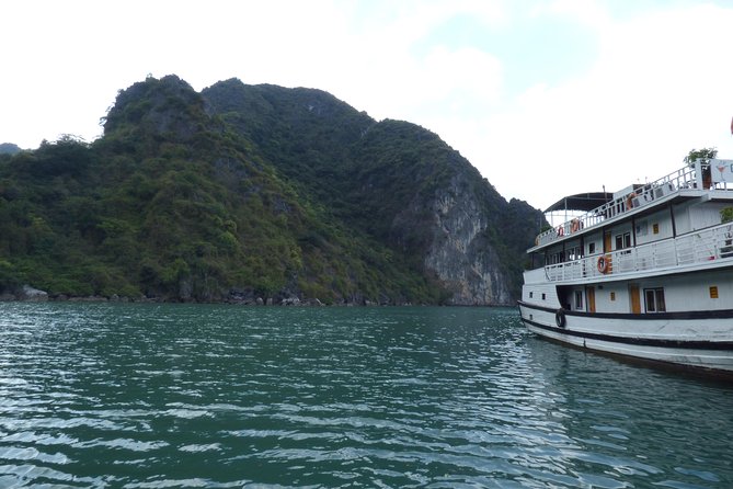 Halong Bay Relaxing Trip - 2 Days 1 Night on Cruise - Customer Reviews