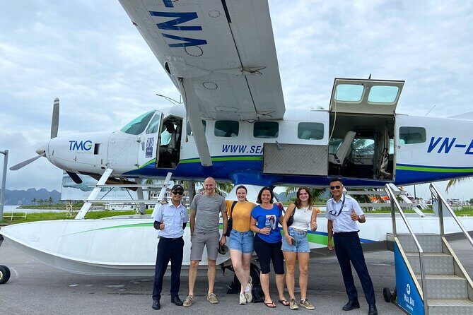 Halong Bay Seaplane and Luxury Cruise: Stunning Views of the Bay - Transition to the Luxury Cruise