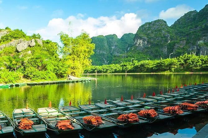Halong Day Tour: 6-Hour Cruise Kayak, Swim, Hike, Cave visit - Who Will Appreciate This Tour?
