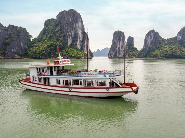 Halong Full Day Cruise Route 2 - Cave Exploration