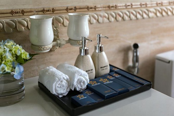 Halong - Lanha Bay 1 Night on the Top Deck With La Pandora Cruises - Onboard Activities