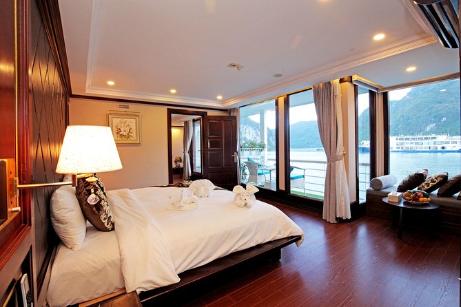 Halong - Lanha Bay With 3.5star La Pinta Cruise 3days/2nights - Reviews and Ratings