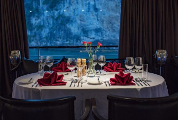 Halong Scarlet Pearl Cruise 2 Days & Balcony Cabin - Inclusions and Amenities