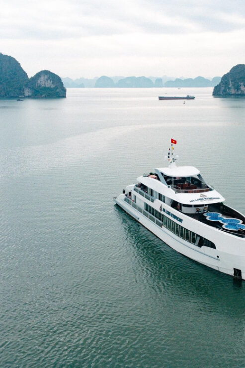 HALONG SYMPHONY DAY CRUISE-THE HERITAGE JOURNEY VIA TRANSFER - Itinerary Highlights