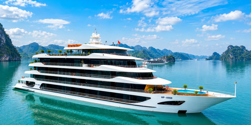 Halora 2D1N Luxury Cruise: Ha Long Bay & Lan Ha Bay Tour - A one-night stay among Ha Long’s karsts