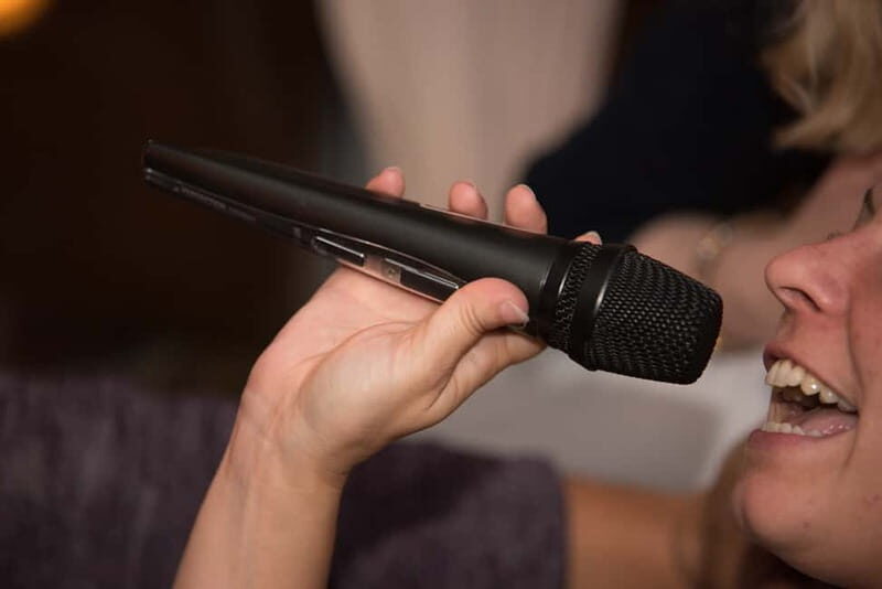 Hamburg: 1.5-Hour International Karaoke Bus Tour - Final Thoughts: Who Should Consider This Tour?