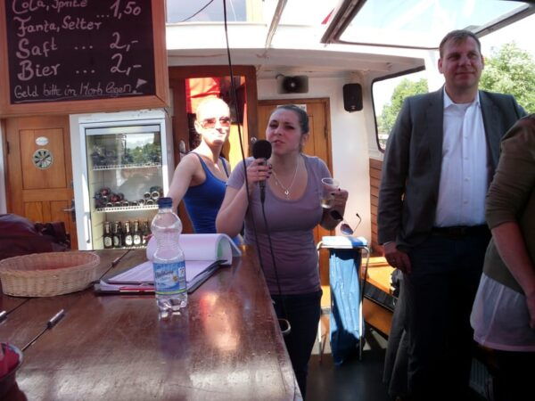 Hamburg: 1-Hour Harbor Cruise - Explore the Harbor