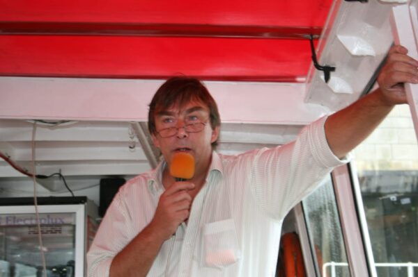 Hamburg: 1-Hour Harbor Cruise - Frequently Asked Questions