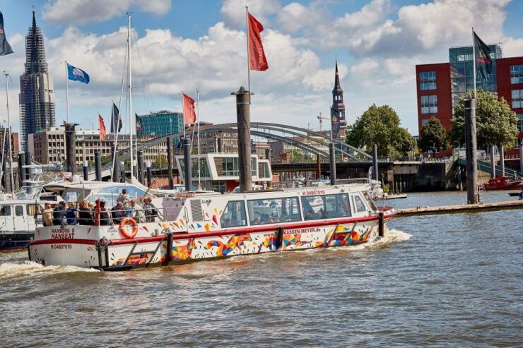 Hamburg: 1-Hour Harbor Cruise - Highlights and Sights