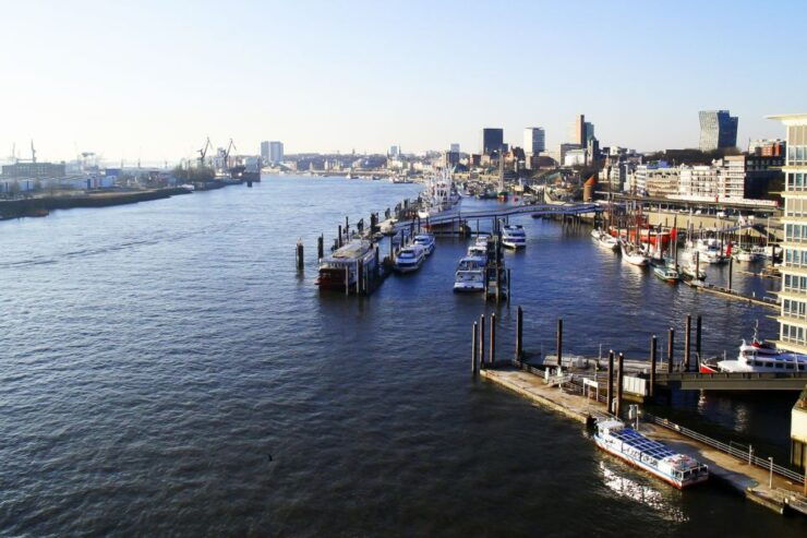 Hamburg: 2.5-Hour Private Historical Walking Tour - Experience Highlights