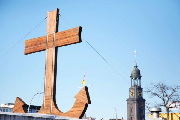 Hamburg: 2.5-Hour Private Historical Walking Tour - Meeting Point and Directions