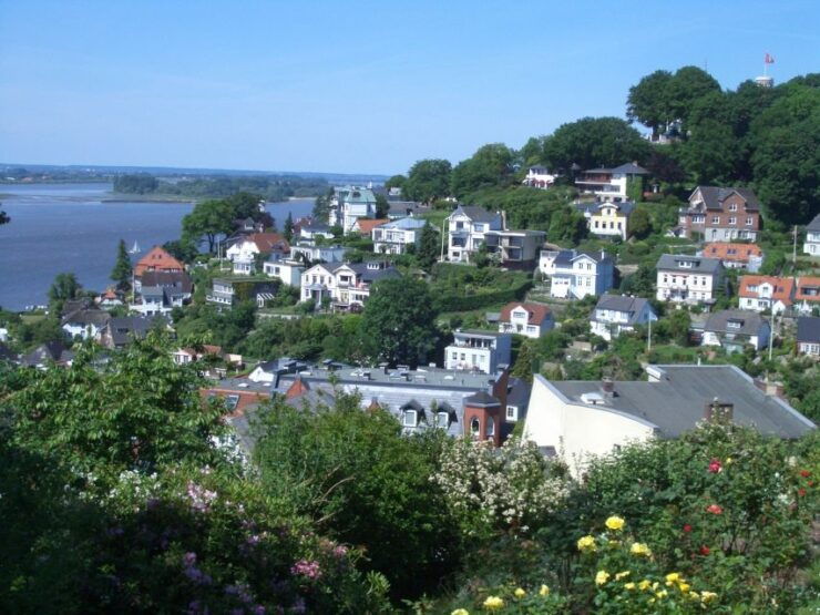Hamburg: 2-Hour Blankenese Walking Tour - Experience Highlights