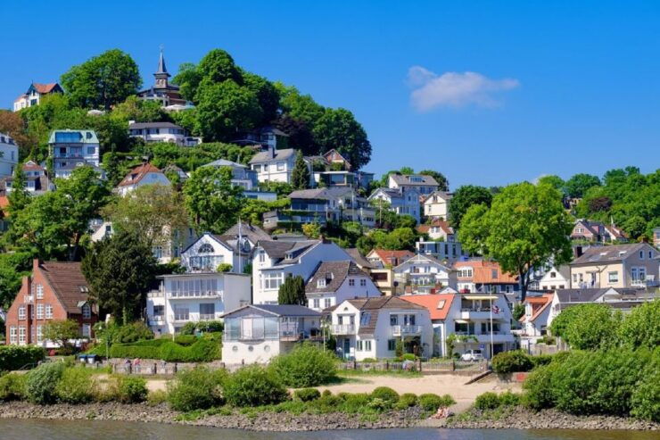 Hamburg: 2-Hour Sightseeing Cruise to Blankenese - Trip Details