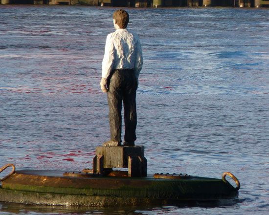 Hamburg: 2-Hour Tour Along the Elbe - Related Guided Tours