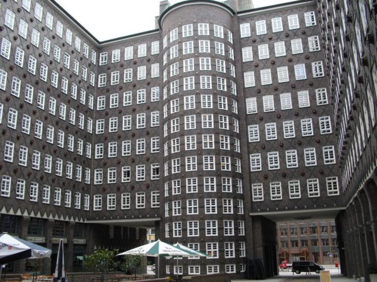 Hamburg: 2-Hour Tour of the Historic Old Town - Historical Landmarks