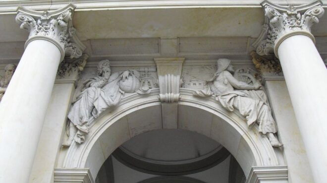 Hamburg: 2-Hour Tour of the Historic Old Town - Architectural Wonders