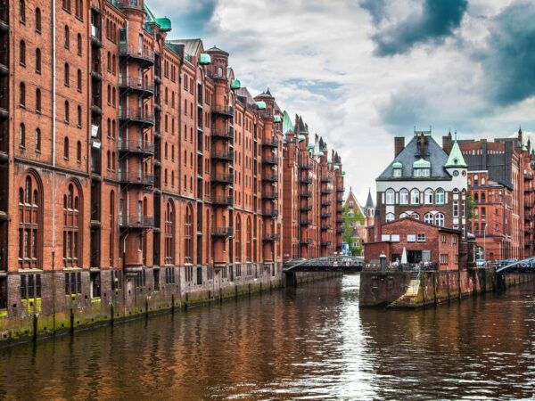 Hamburg: 40 Attractions City Pass & Public Transportation - The Sum Up