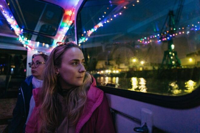Hamburg: 90-Minute Evening Lights Harbor Cruise - Select Participants and Date
