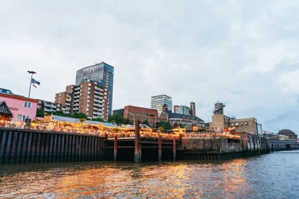 Hamburg: 90-Minute Evening Lights Harbor Cruise - Common Questions