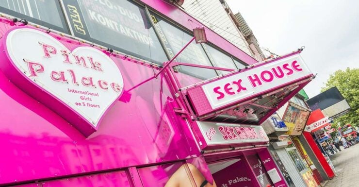 Hamburg: Adults Only Reeperbahn Tour - Activity Details