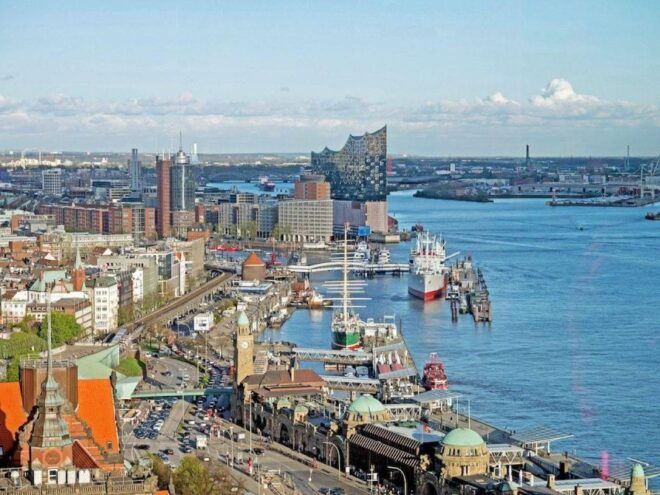 Hamburg Airport to City Ride - Related Activities