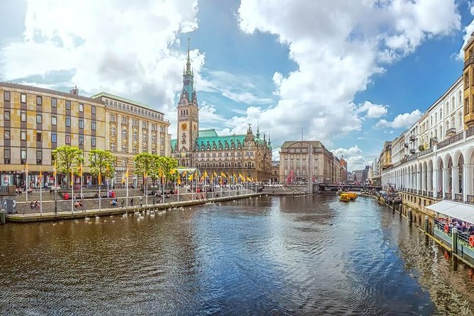 Hamburg Airport Transfer: Hamburg Airport HAM to Hamburg in Business Car - Reviews and Ratings