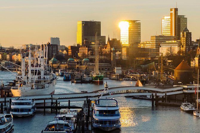 Hamburg Airport Transfers : Hamburg Airport HAM to Hamburg in Luxury Car - Convenient Booking and Confirmation Process