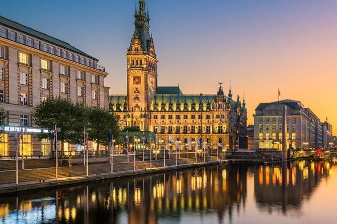 Hamburg Airport Transfers : Hamburg to Hamburg Airport XFW in Business Car - Common Questions