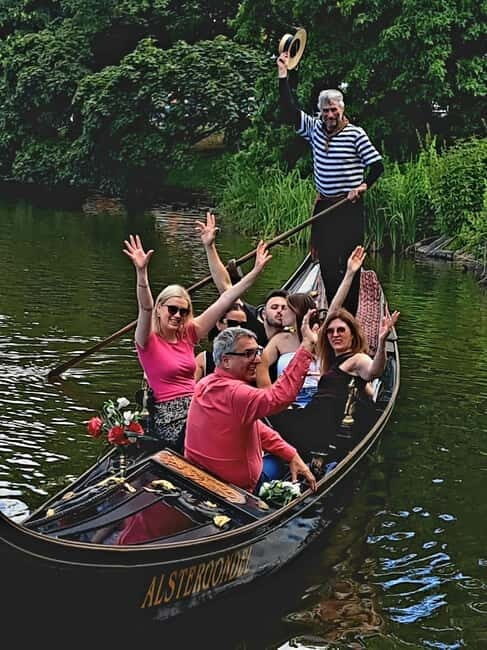Hamburg: Alster Lake public Tour in a Real Venetian Gondola - An Uncommon Way to See Hamburg