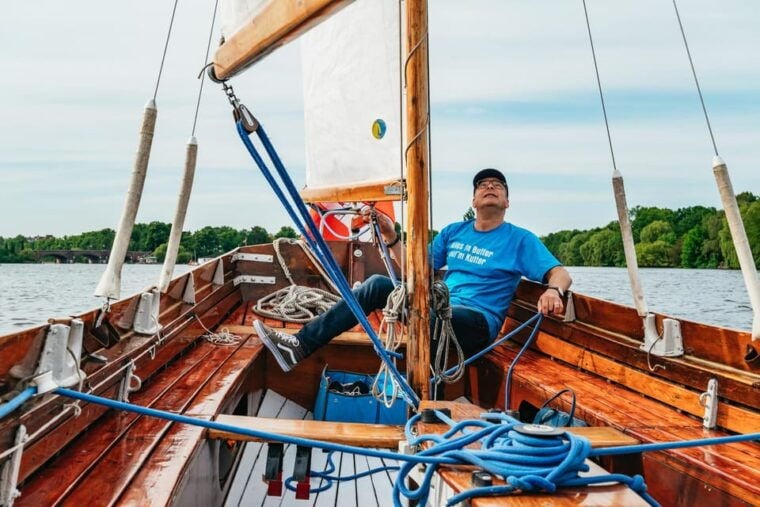 Hamburg: Alster River Sailing Tour on a 2-Masted Sailboat - The Sum Up