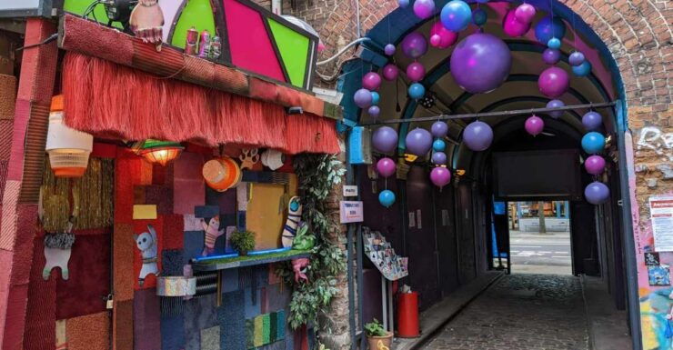 Hamburg Alternative Street Art Tour - Experience Highlights