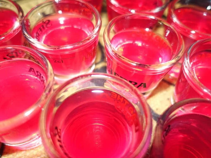 Hamburg: Bachelorette Bar & Club Tour Champagne, Shots & Party - The Venues