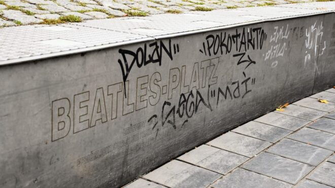 Hamburg: Beatles History, Self-guided Exploration Tour - Offline Accessibility