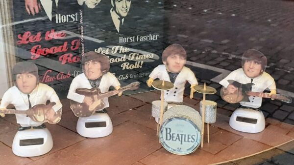 Hamburg: Beatles History, Self-guided Exploration Tour - Exploring St. Pauli