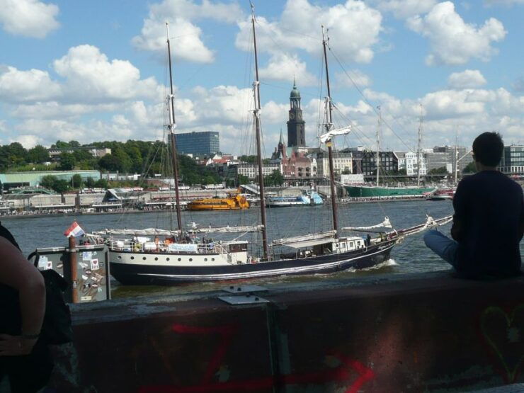 Hamburg: Bike Tour of the Speicherstadt & Old Harbor - Tour Overview