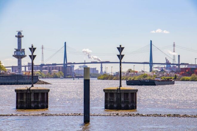 Hamburg: Capture the Most Photogenic Spots With a Local - Photography Focus