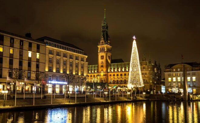 Hamburg Christmas Delights and Sparkling Markets - Exploring the Überseeboulevard