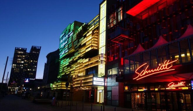 Hamburg Combi: 1,5h Evening Cruise & 2h Reeperbahn Tour - Important Information