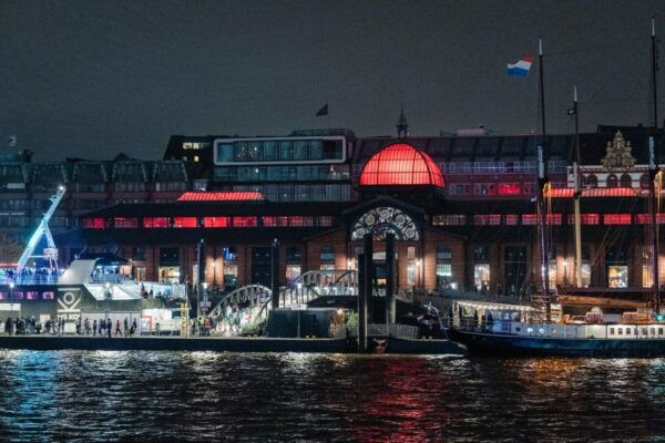 Hamburg Combi: 1,5h Evening Cruise & 2h Reeperbahn Tour - Timetable for the Evening Lights Cruise