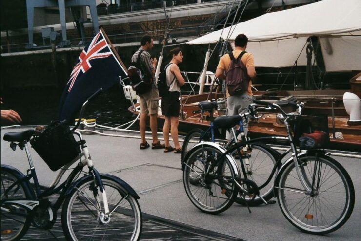 Hamburg: Downtown, Alster & Alternative Areas Bike Tour - Activity Details