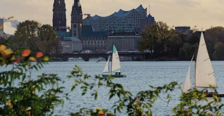 Hamburg E-bike Tour / Hakuna Tour - Booking Information