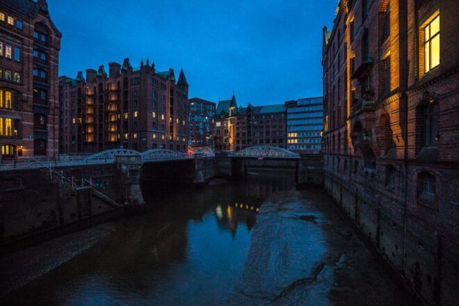 Hamburg: Eerie Speicherstadt Tour - Customer Reviews and Rating