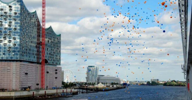 Hamburg: Elbphilharmonie Plaza & HafenCity Audio Tour (EN) - Experience Details