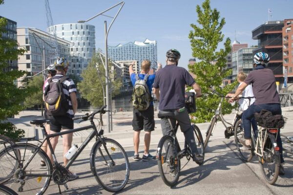 Hamburg: Guided Bike Tour - Tips for Participants