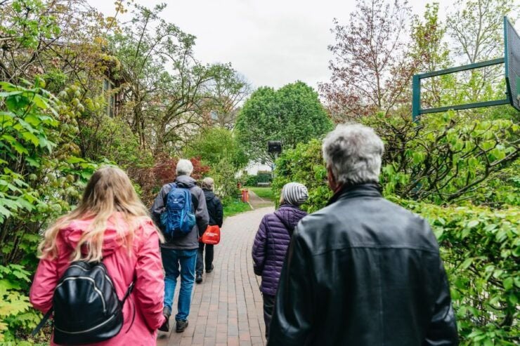 Hamburg: Guided Schanzen District Walking Tour - Tour Experience
