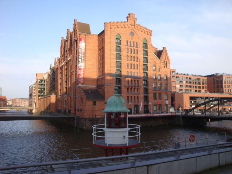 Hamburg Harbor: 3.5-Hour Guided Tour by Bike - Good To Know