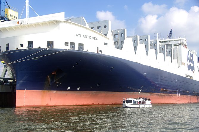Hamburg Harbor Tour With a Barge - Questions and Product Information