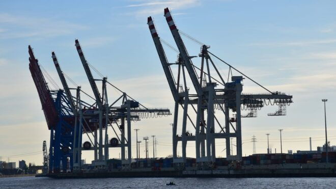 Hamburg: Harbour Highlights Self-Guided Discovery Walk - Tour Experience