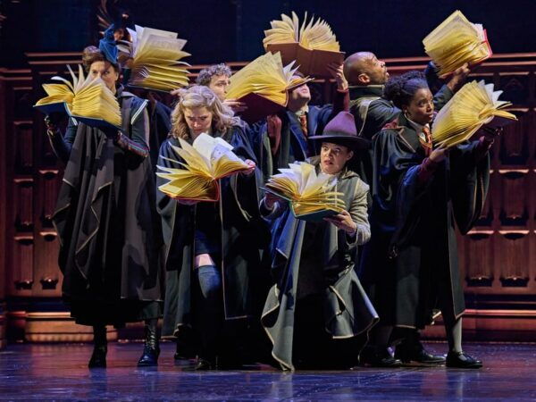 Hamburg: Harry Potter and the Cursed Child - FANTASY THEATRE - Tips for Attendees